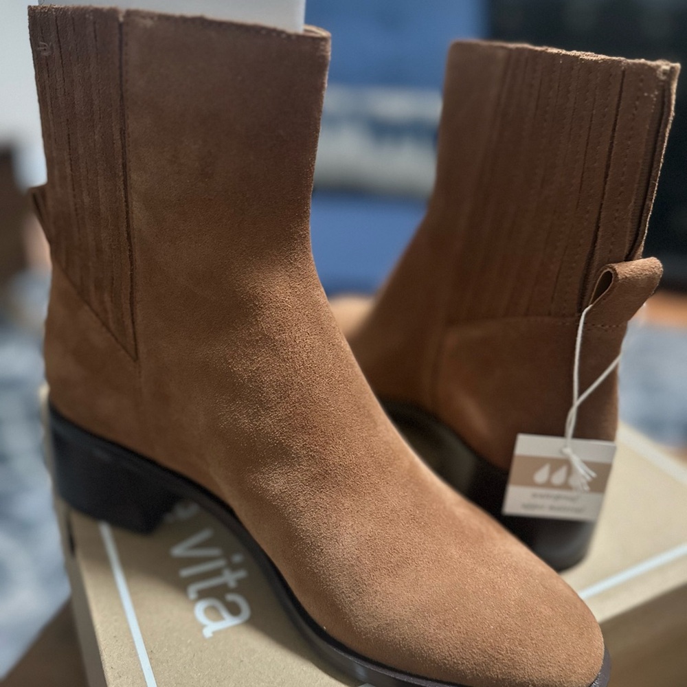 Dolce Vita Brown Suede Ankle Booties
